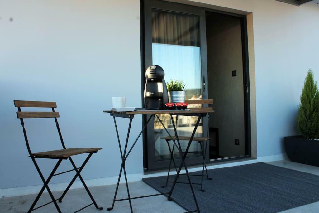 Stylish Seaview Rooftop Thessaloniki Exterior photo