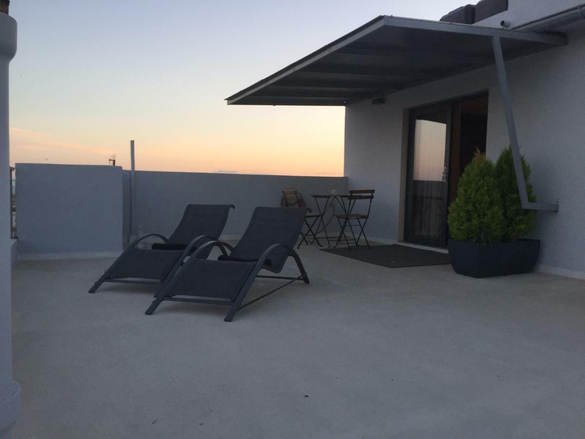 Stylish Seaview Rooftop Thessaloniki Exterior photo